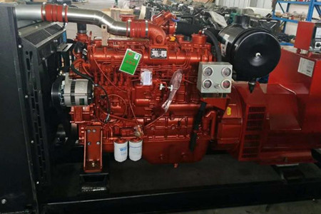 玉柴發(fā)電機組使用期間產生的污垢如何去除?